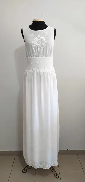 Vestido tule Zara com renda e bordado
