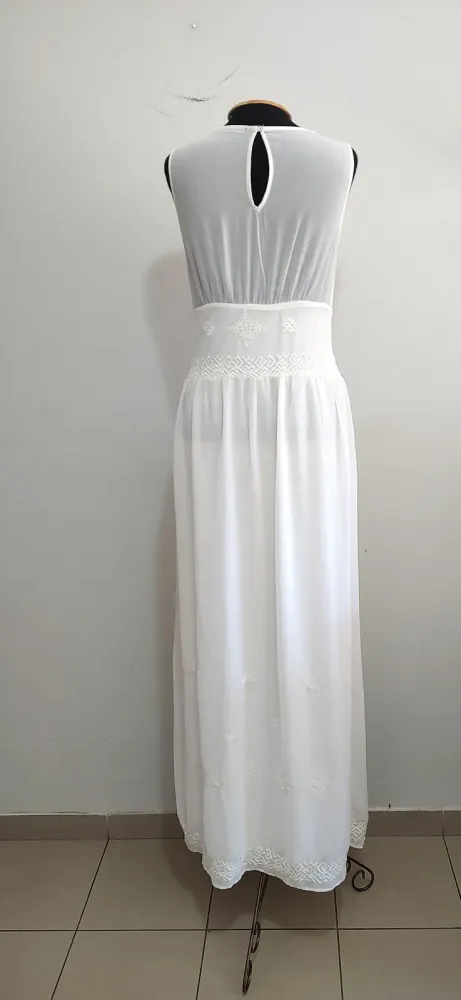 Vestido tule Zara com renda e bordado