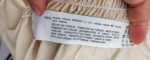Blusa Zara com gola laço tam p