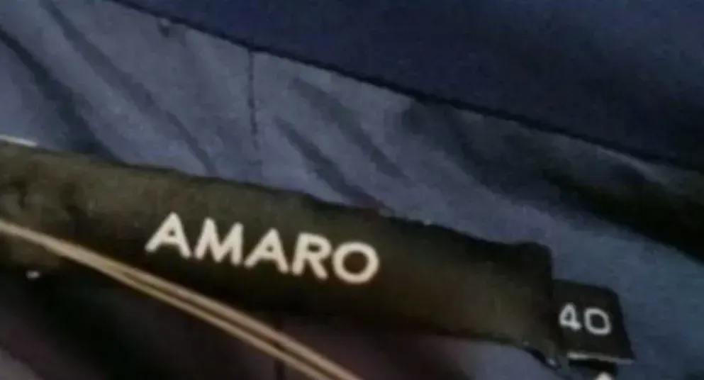Blazer Amaro feminino em alfaiataria tam 40