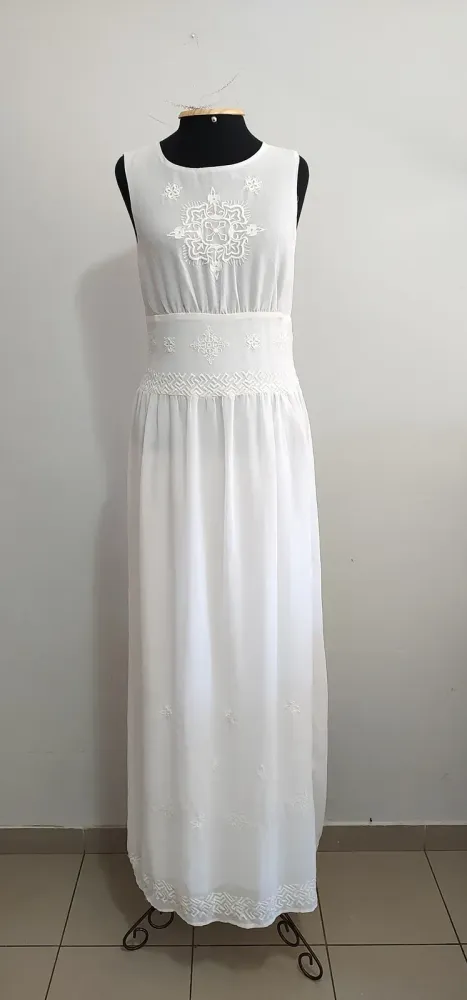 Vestido tule Zara com renda e bordado
