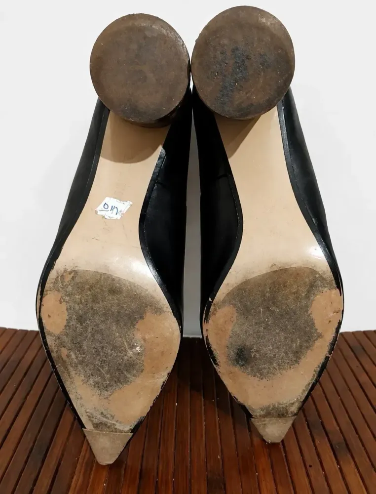 Scarpin Zara em couro legítimo preto tam. 38