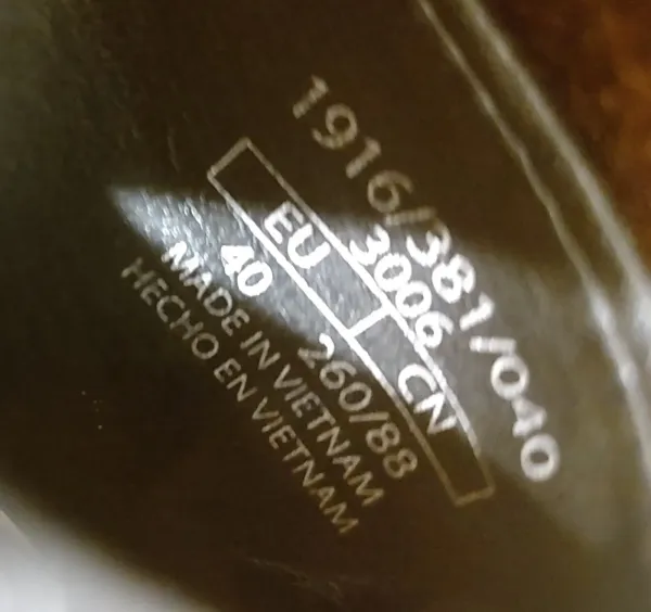 Scarpin Zara em couro legítimo preto tam. 38