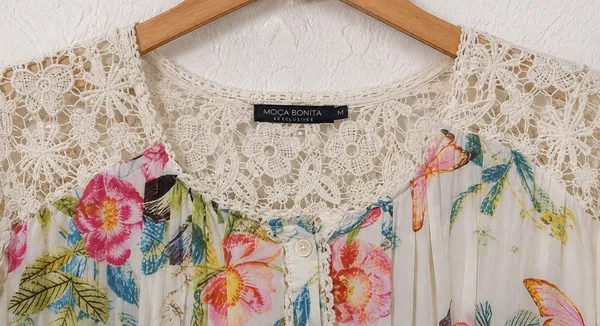 Vestido Moça Bonita Floral Rendado