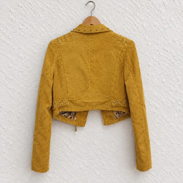 Jaqueta Versani Cropped em Veludo Cotelê