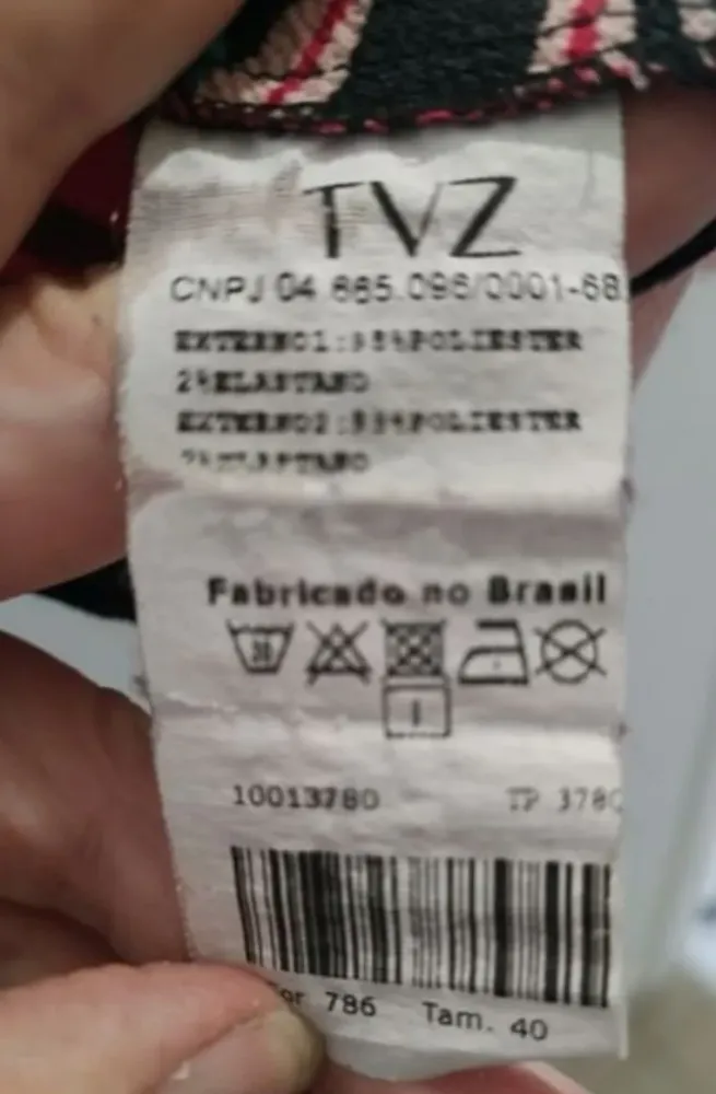 Blusa TVZ feminina manga boca de sino