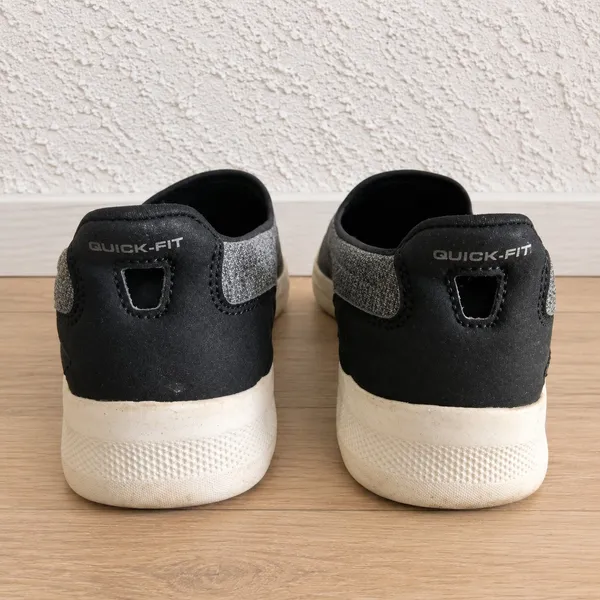 Tênis Skechers Go Walk 6 - Feminino - Tam. 35
