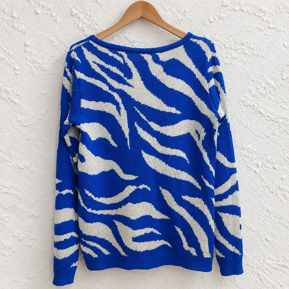 Blusa em linha feminina animal print