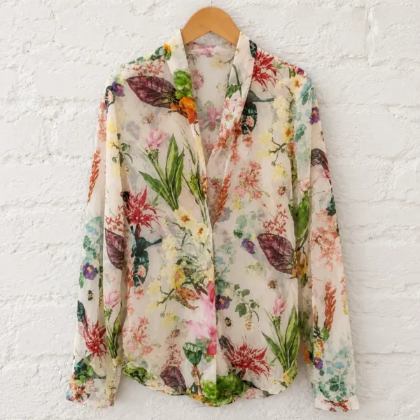 Blusa Zara floral com leve transparência