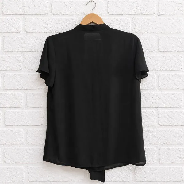 Blusa Pusco com leve transparência