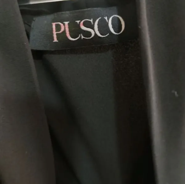 Blusa Pusco com leve transparência