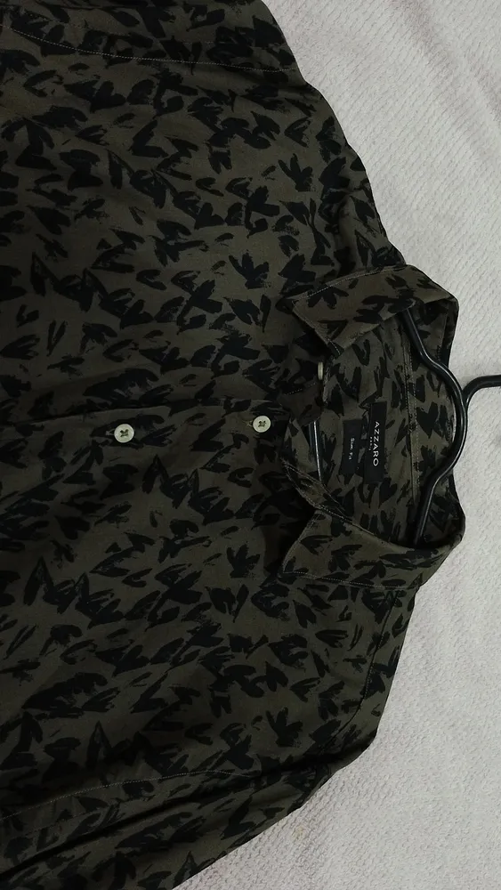 Camisa Azarro original importada semi nova (usada 1x) x