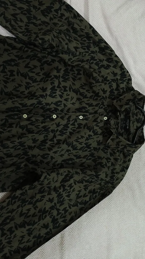 Camisa Azarro original importada semi nova (usada 1x) x