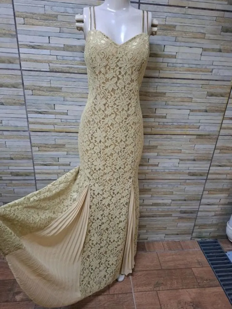 vestido festa bi bian luxo dourado renda tamanho  veste M G