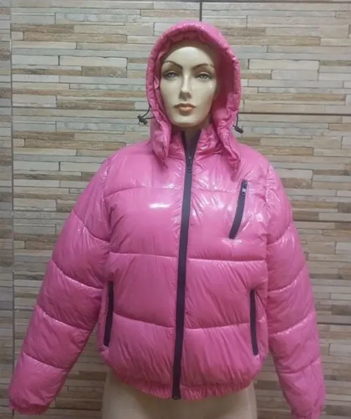 jaqueta puffer rosa verniz m  quentinha, moderna e nova