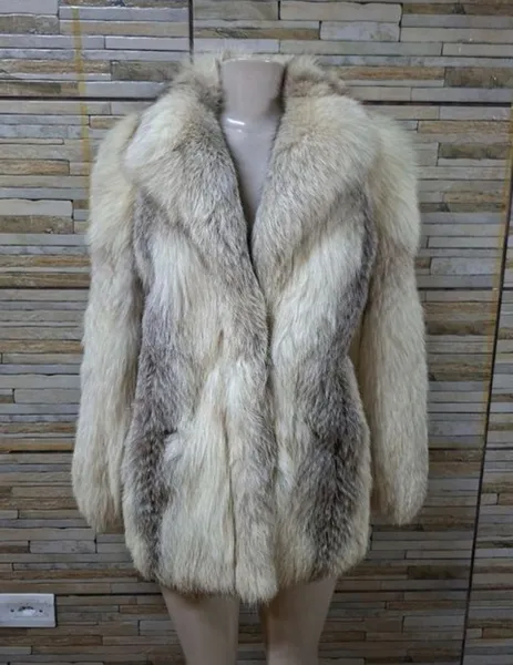 casaco luxo pele original novo raposa azul  saga fox m g