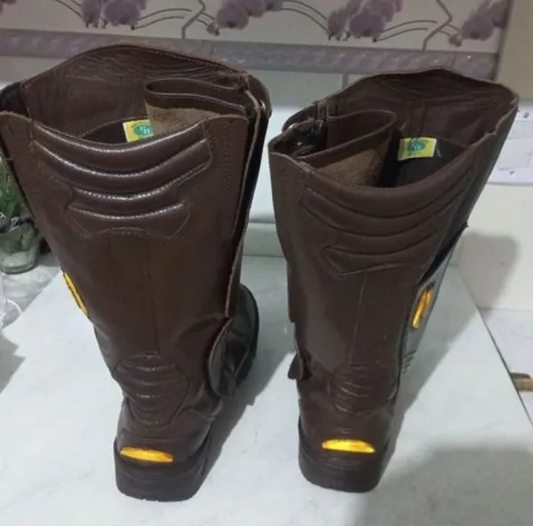 bota palmilhado boots n38 cano alto nova couro  unissex