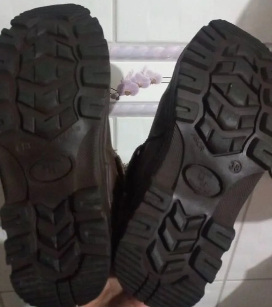 bota palmilhado boots n38 cano alto nova couro  unissex