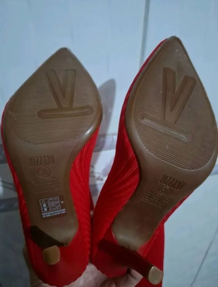 bota meia canelada vizzano vermelha tam 37 nova