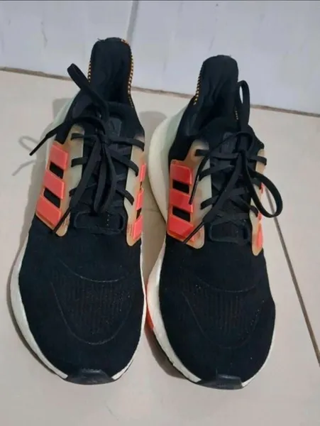 tênis adidas ultra boost 21 original  tam 45 impecável