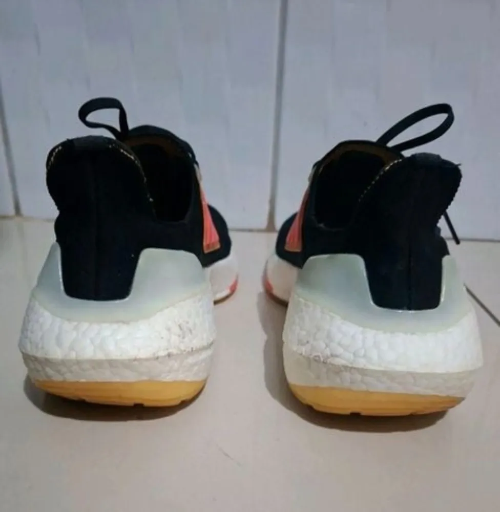 tênis adidas ultra boost 21 original  tam 45 impecável