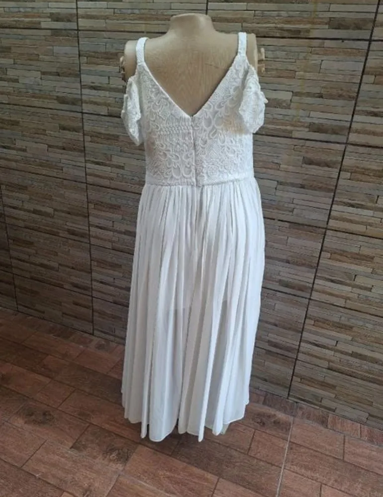 vestido branco plus size luxo em renda gg seminovo
