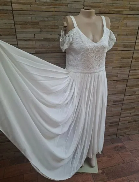 vestido branco plus size luxo em renda gg seminovo
