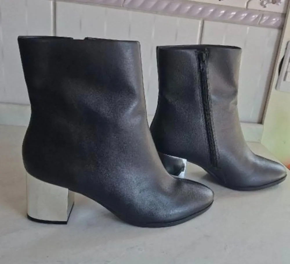 bota comfortflex preta nova n40 salto bloco espelhado luxo