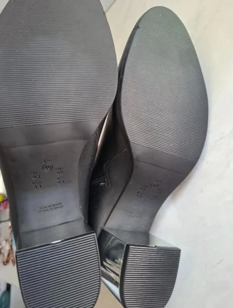bota comfortflex preta nova n40 salto bloco espelhado luxo