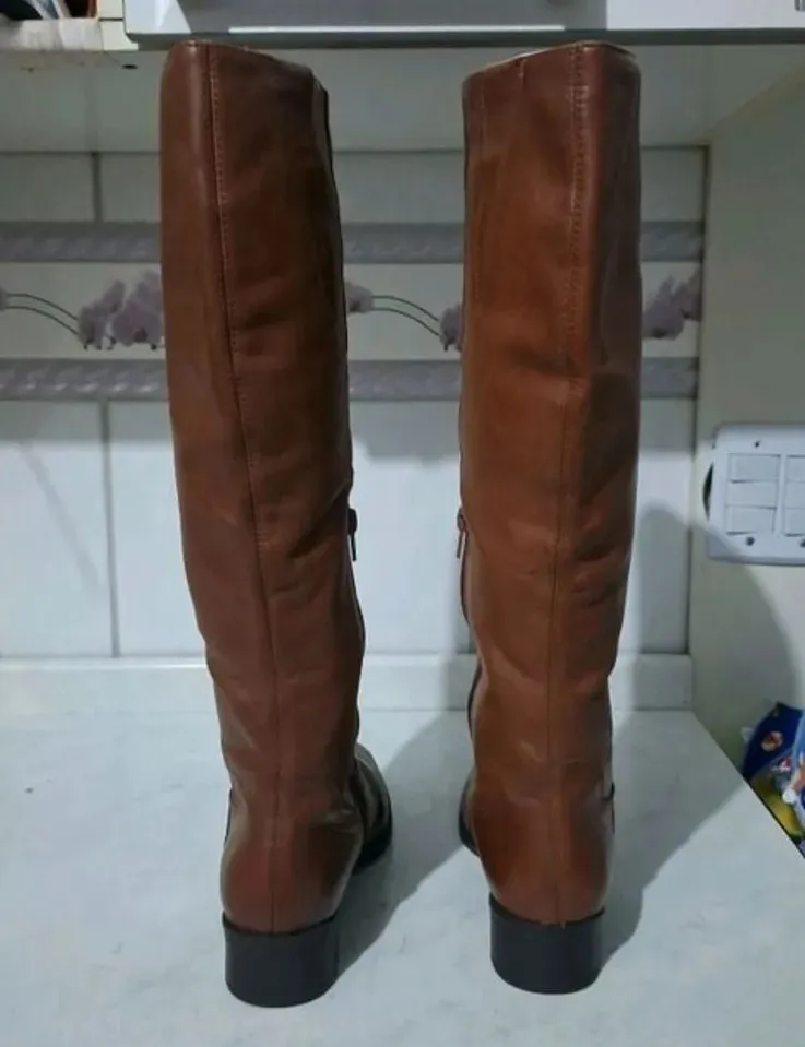 bota arezzo cano alto couro caramelo marrom n35
