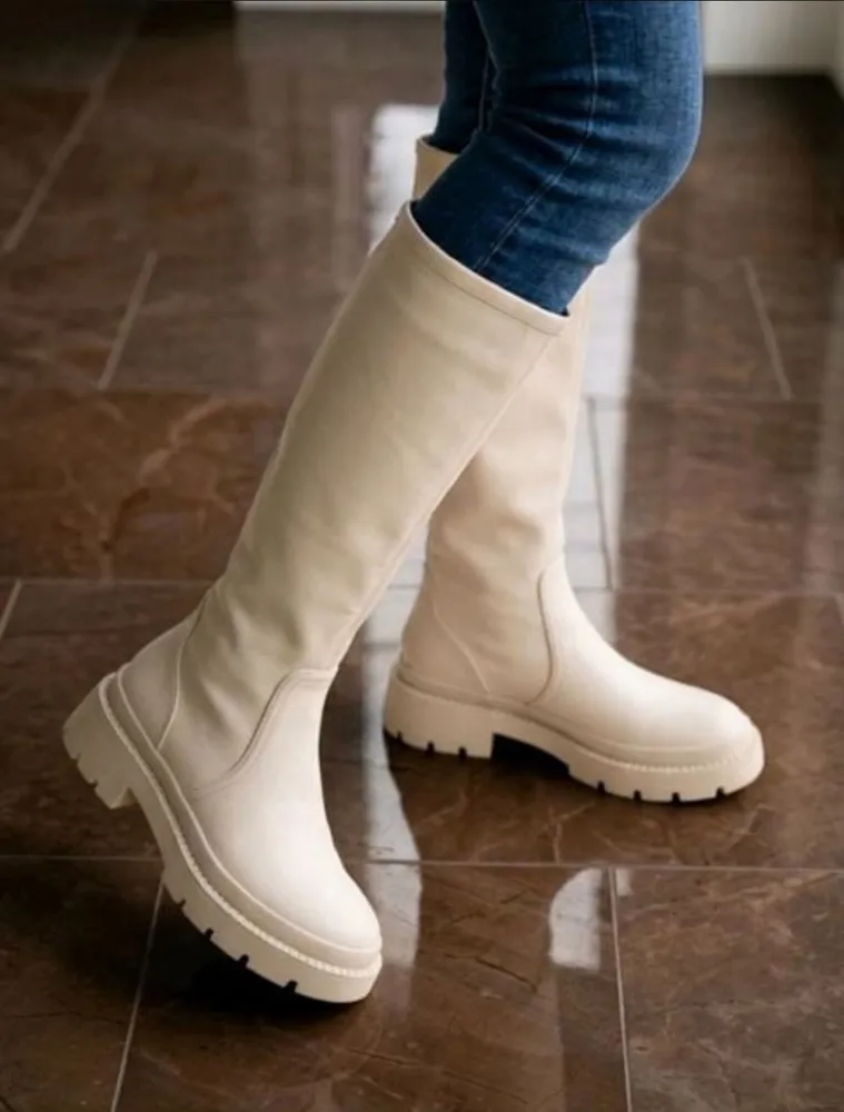 bota zara cano alto tratorada off white nova N 35 br 37 eur
