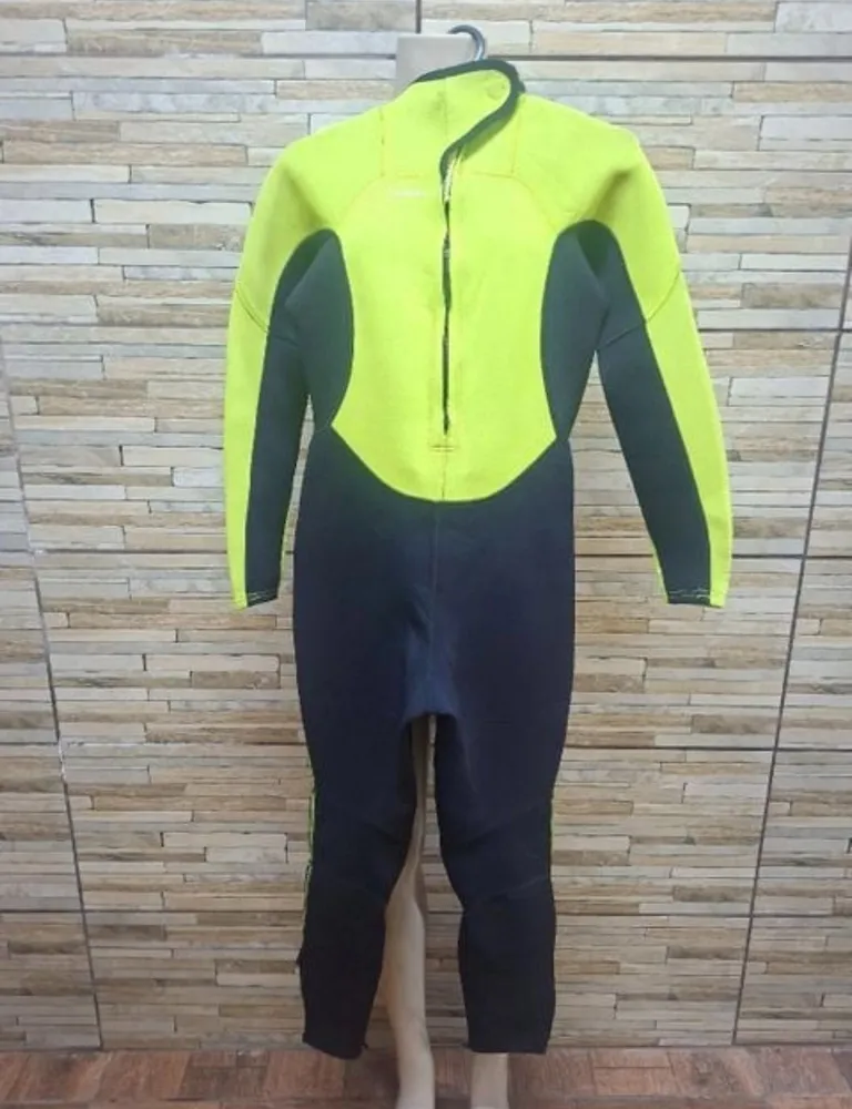 macacão tribord unissex neoprene Tam m  2 2mm seminovo