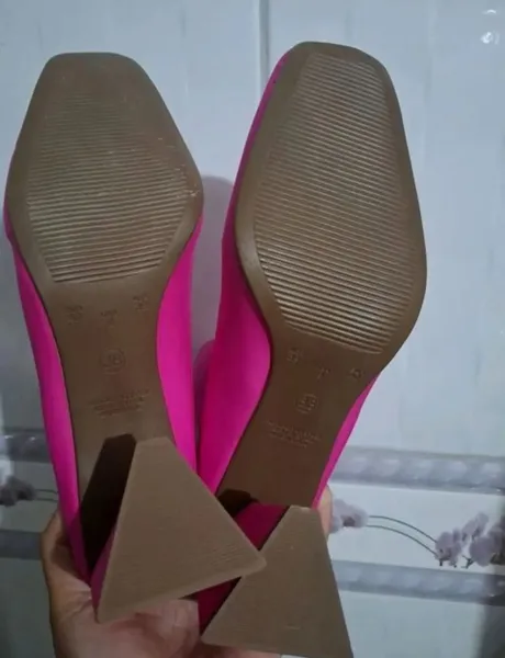 bota pink neon fashionista n38 salto geométrico