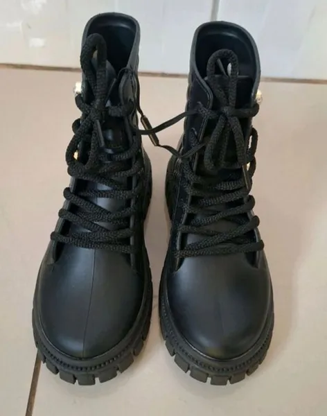 bota infantil luelua n29 30 nova com etiqueta impermeável