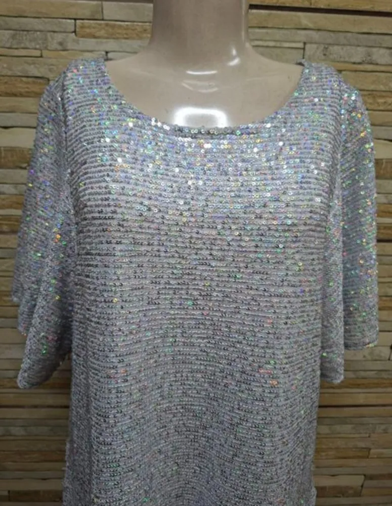 vestido de festa curto prata holográfico tam mg