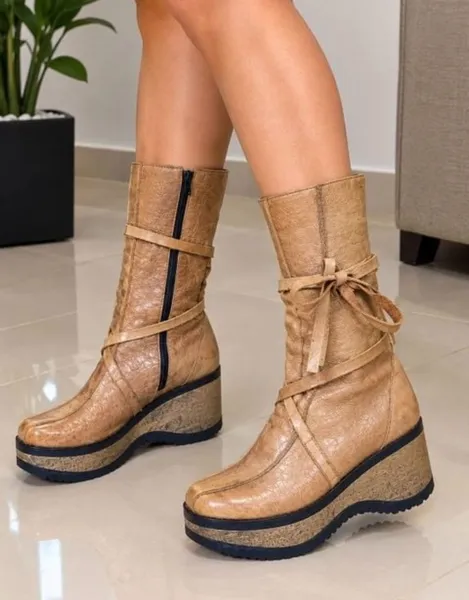 bota couro miss wave vintage caramelo n36 plataforma anabela