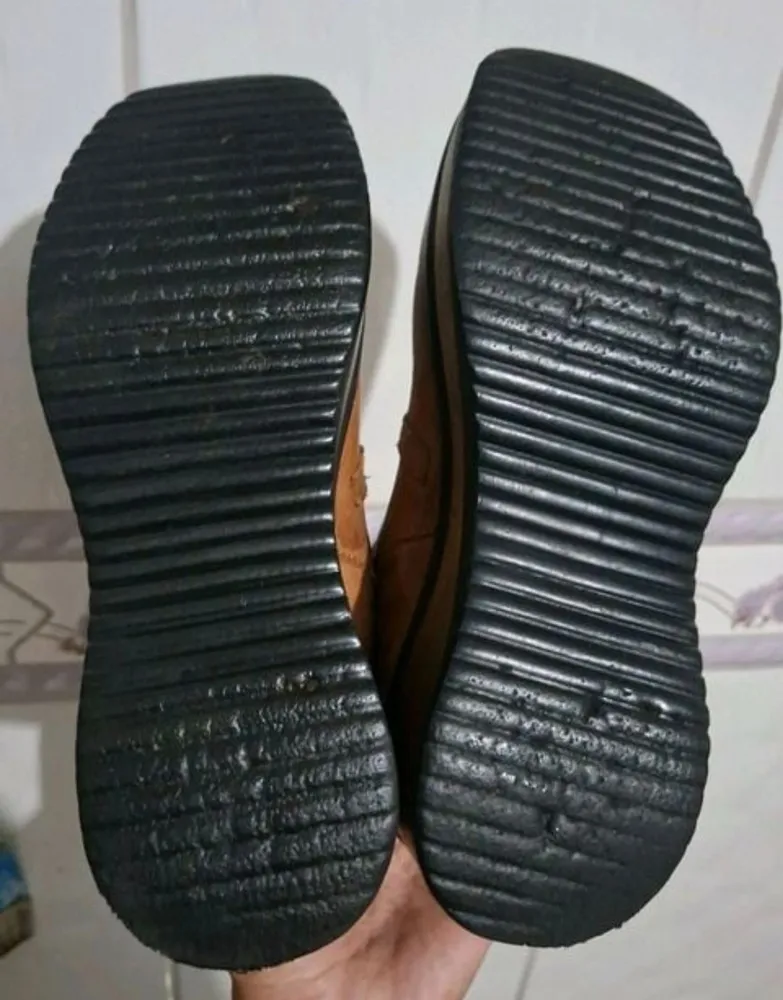 bota couro miss wave vintage caramelo n36 plataforma anabela