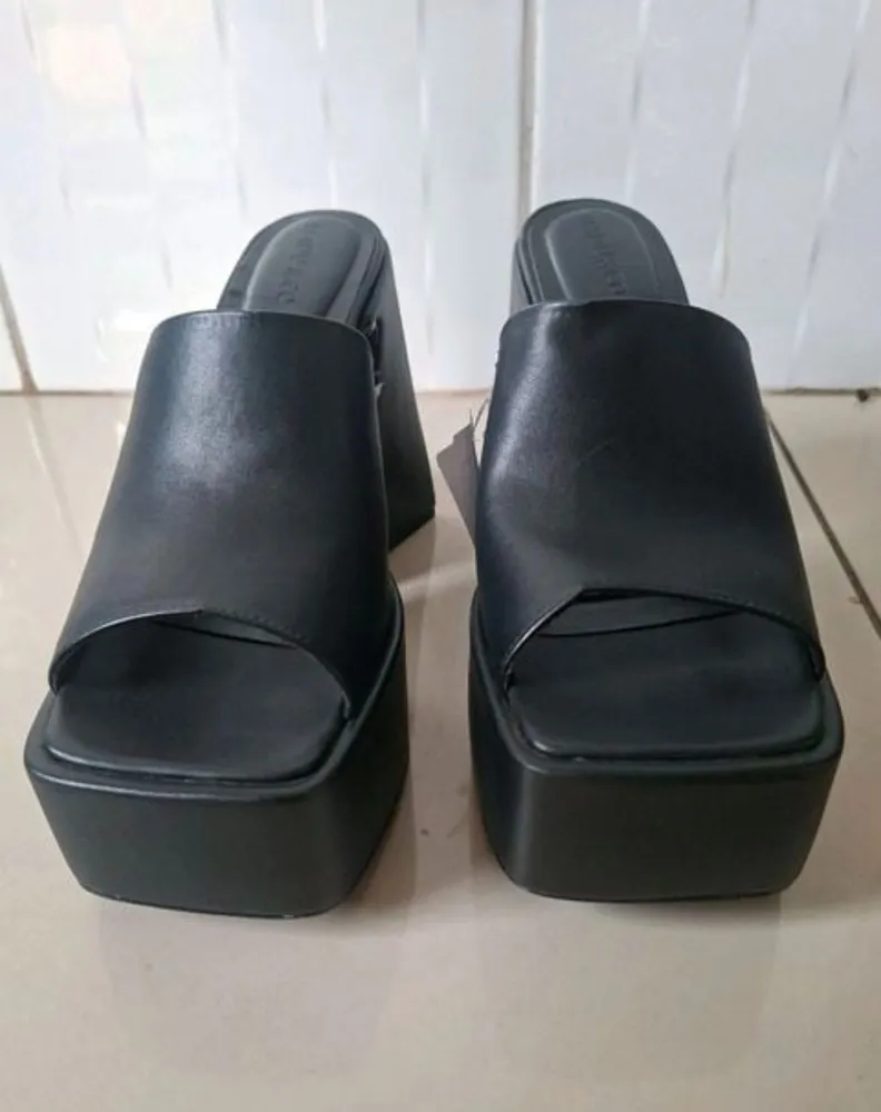 Tamanco  plataforma madu&co preto N39 Salto 13cm elegante