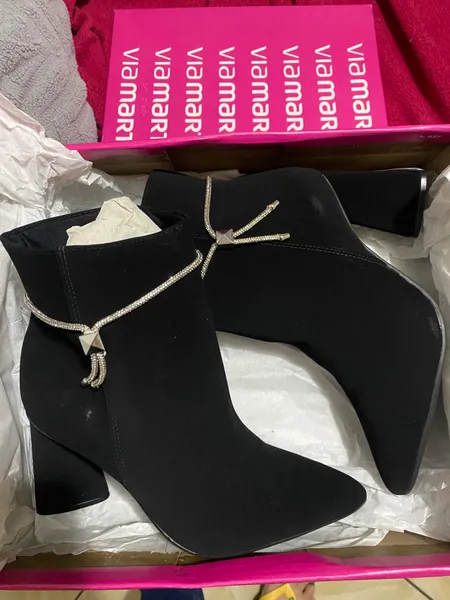 Bota via marte nunca usada