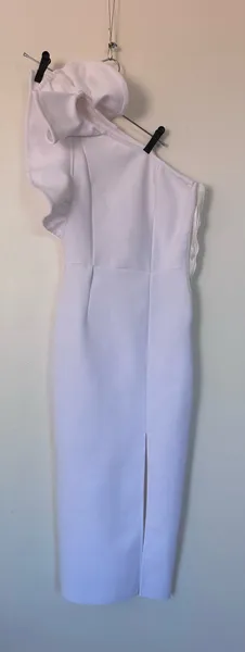 vestido branco  babado mula