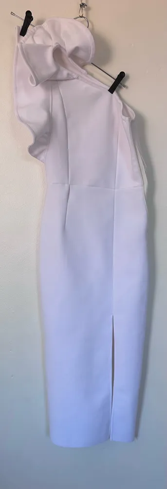 vestido branco  babado mula