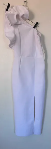 vestido branco  babado mula