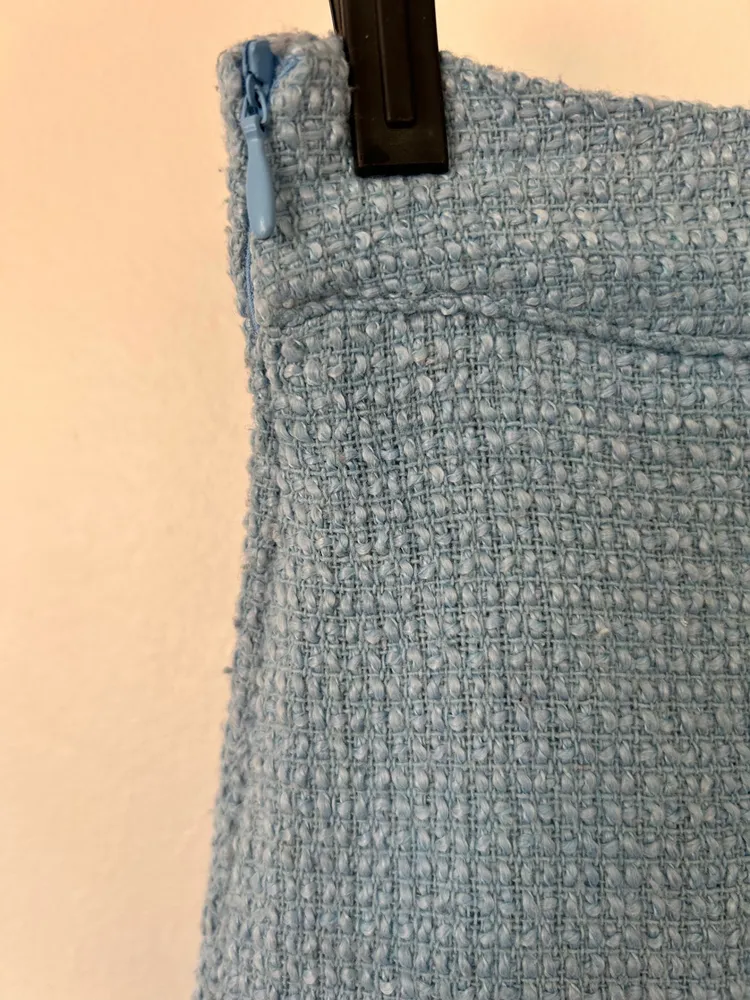 blazer e mini saia azul