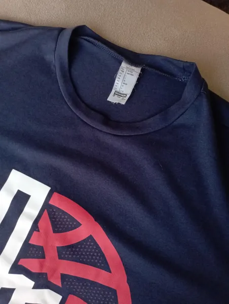 Camiseta Decathlon Assist Maker