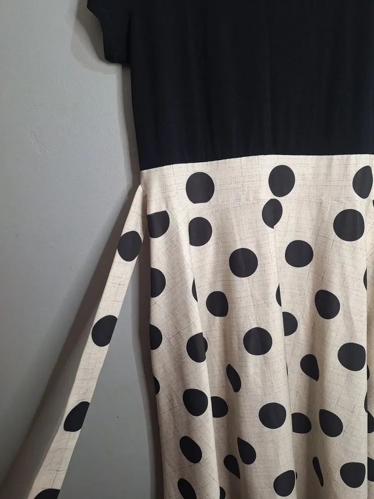 Vestido midi anos 70