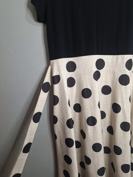 Vestido midi anos 70