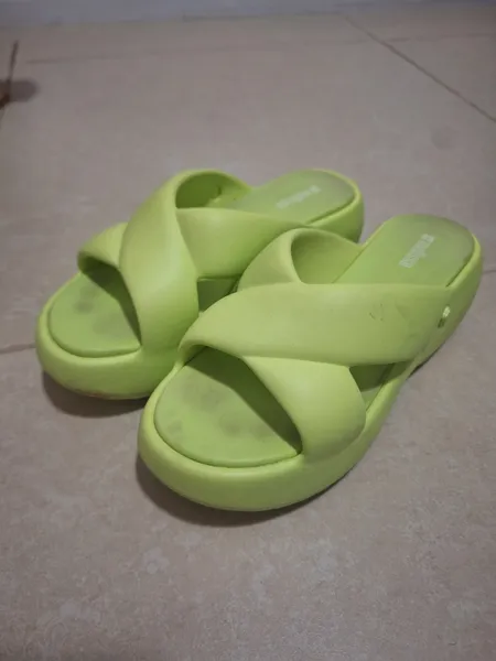 tamanco melissa free rise verde limao