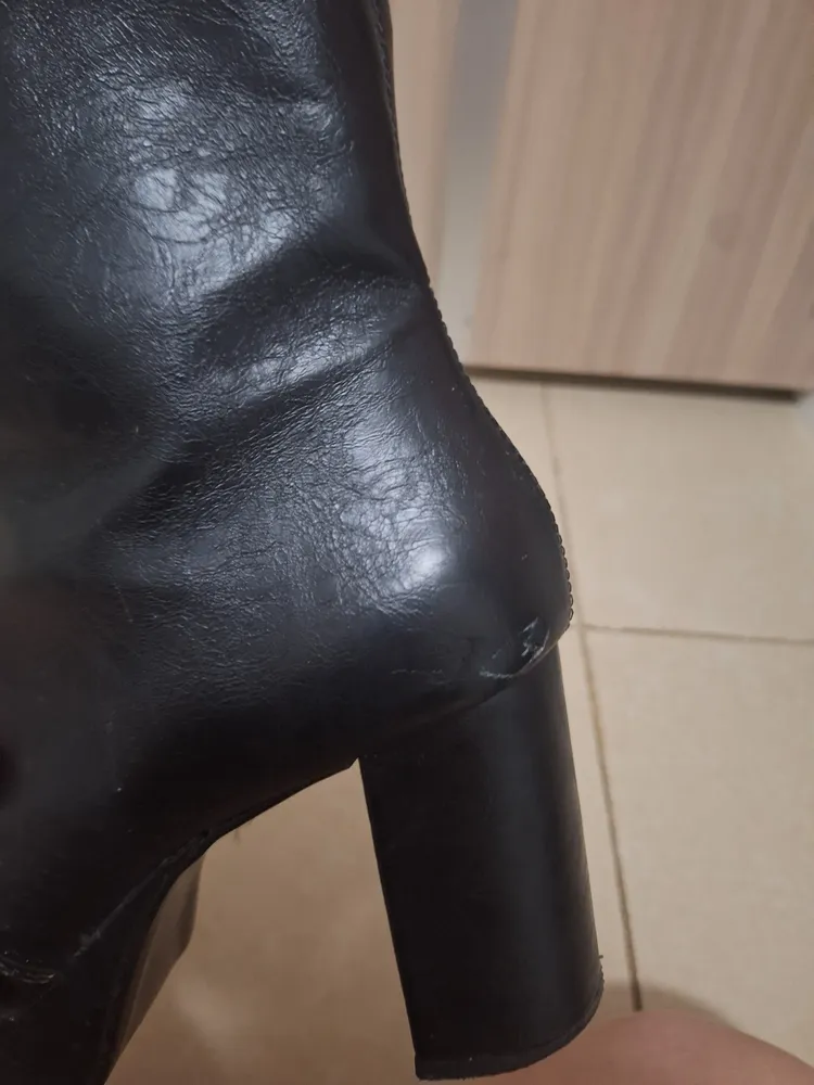 bota preta de salto alto