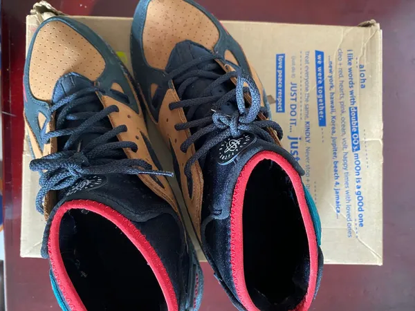 nike air mowabb x olivia kim