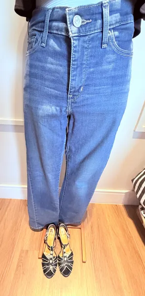 calca levis
